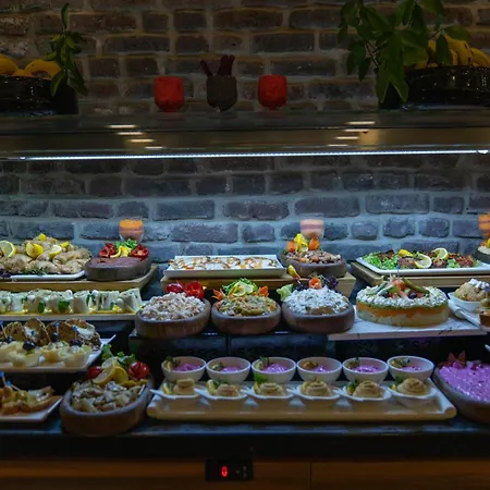 Laren Family & - Boutique Class Otel Antalya
